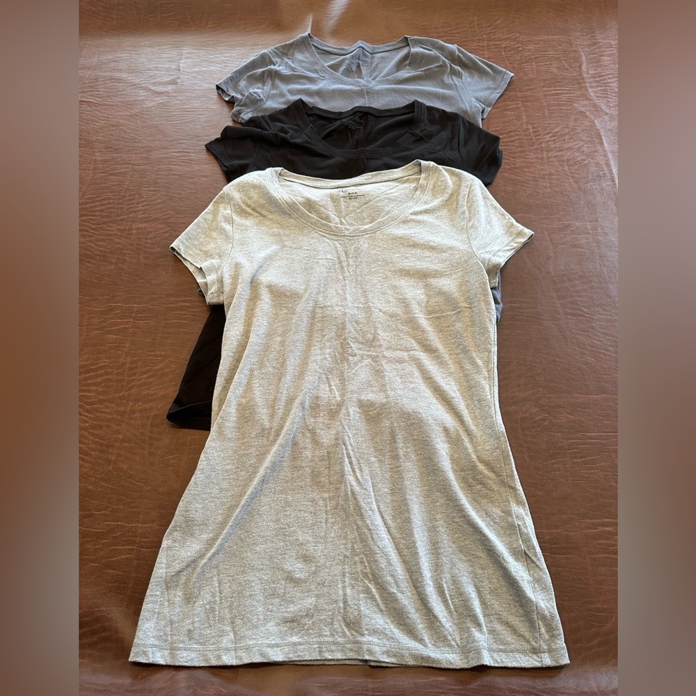 No Boundaries 3 Pack of Short Sleeve Shirts